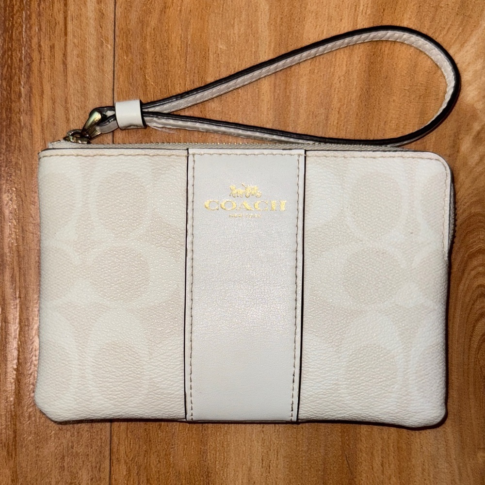 Coach White Wristlet Wallet